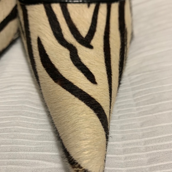 Shoes - Picture 6 of 13